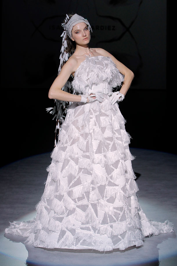 ilovebrides.pt Isabel Zapardiez Coleção 2020 Vestidos de Noiva